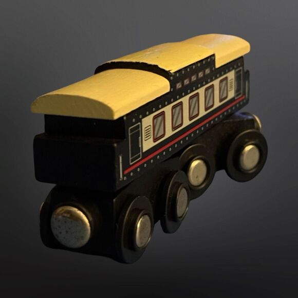 Battat Wooden Passenger Train Classic & Compatible Wooden Toy Train Car B4 - Picture 2 of 7